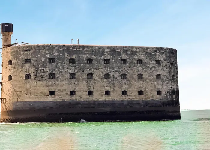 In Дом отдыха *